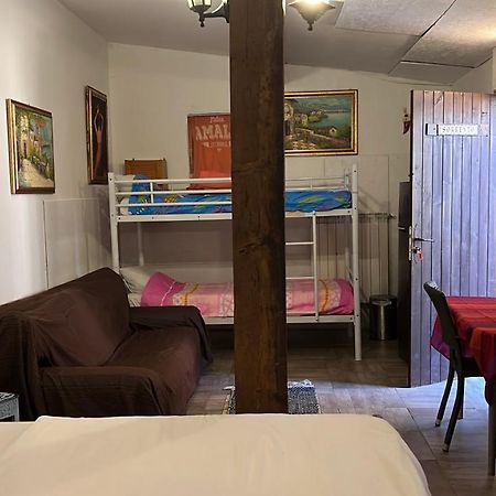 Chambres D'Hotes Sorrento Champs-Sur-Marne Eksteriør billede